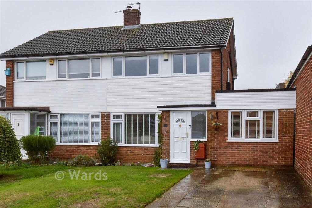 3-bed semi-detached on Richmond Way, Maidstone, Kent, £264,500