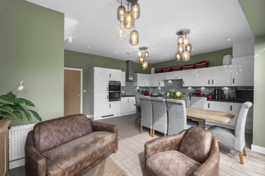 House in Harlow, Newhall - View 4