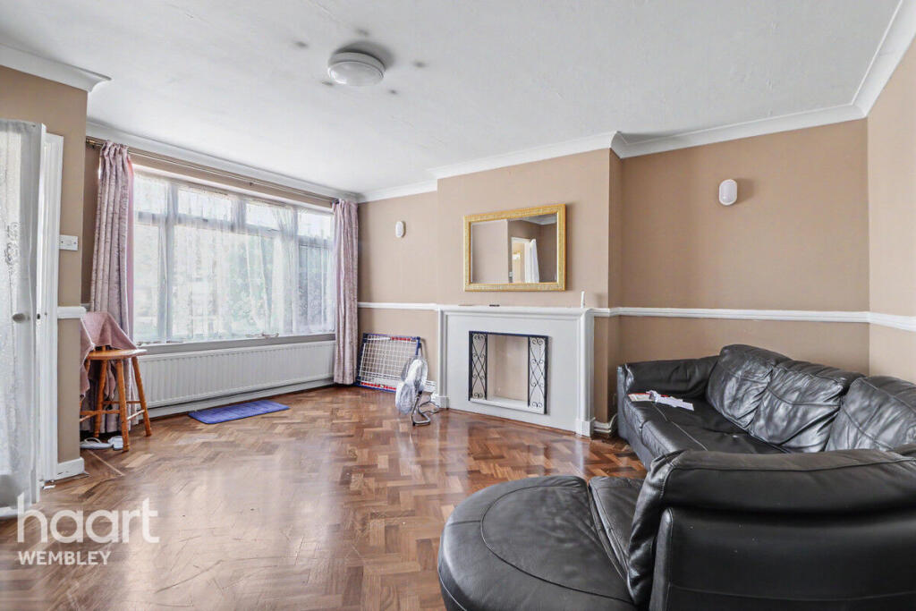 Main image of property: Salmon Street, London