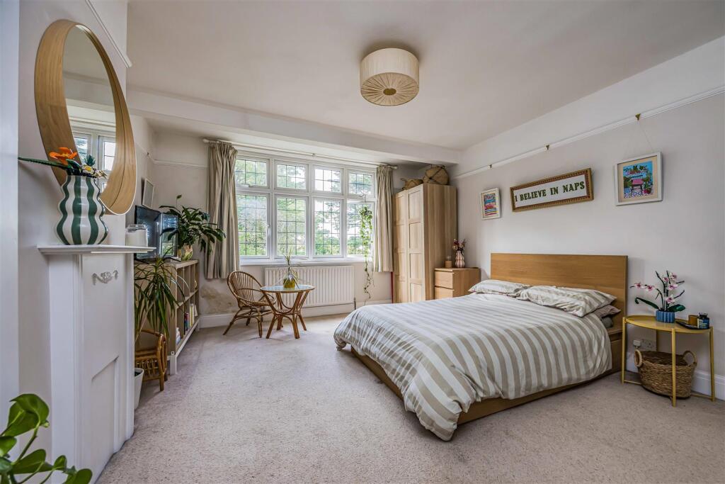 House in Portsmouth, Hilsea - View 2
