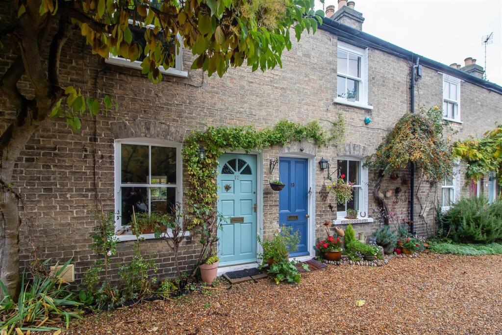 Main image of property: North Cottages, Trumpington Road