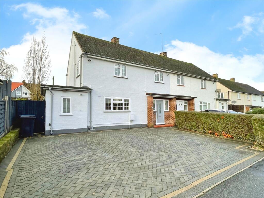 3-bed house on Red Lion Crescent, Harlow, Essex, CM17, £450,000