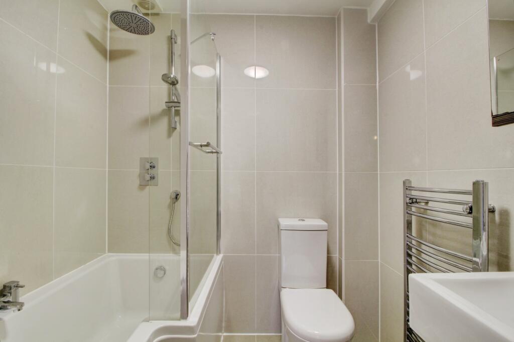 Apartment in Bristol - More