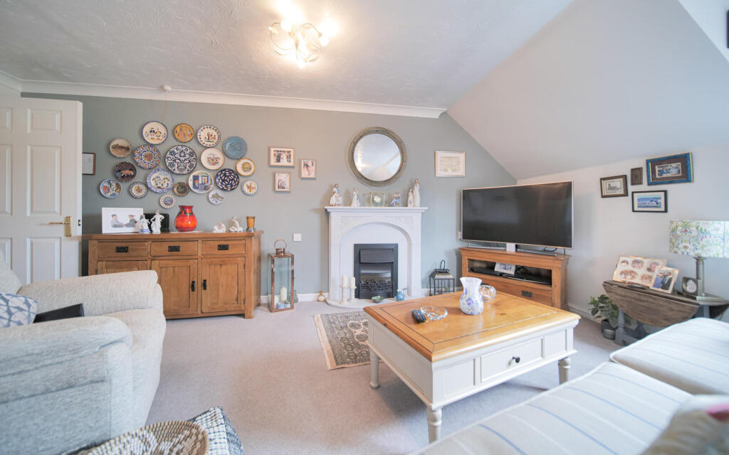Apartment in Swindon, Melksham - More