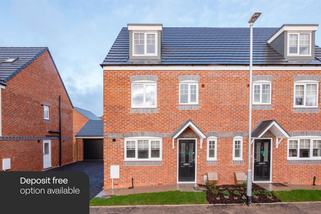 Main image of property: Foxfields, Stoke-on-Trent, ST3