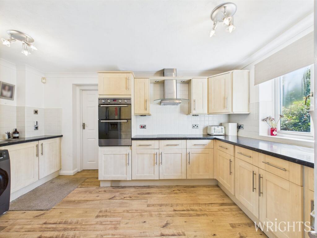 Bader Close, Welwyn Garden City, AL7 - View 5