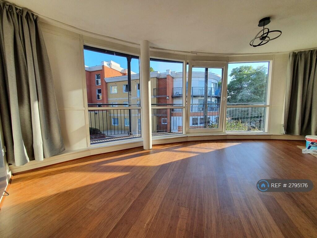 Main image of property: Monarch Way, Ilford, IG2