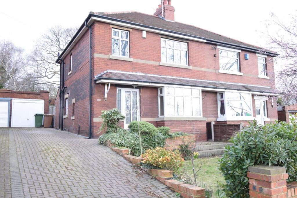 Main image of property: Doncaster Road, Crofton, WF4 1RT