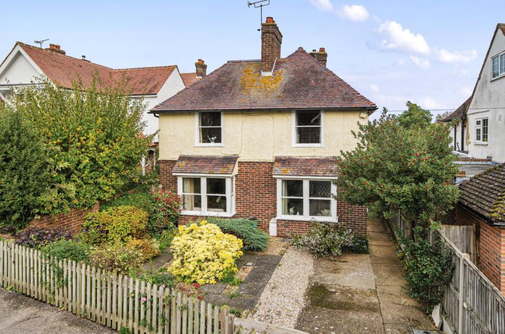 Main image of property: Cromwell Road, Canterbury