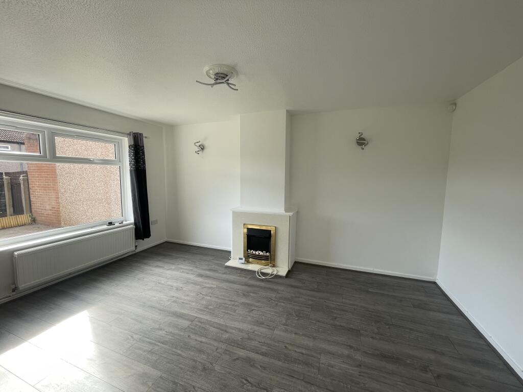 House in Nottingham - View 4