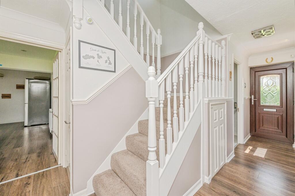 House in Sutton Coldfield, Wylde Green - View 4