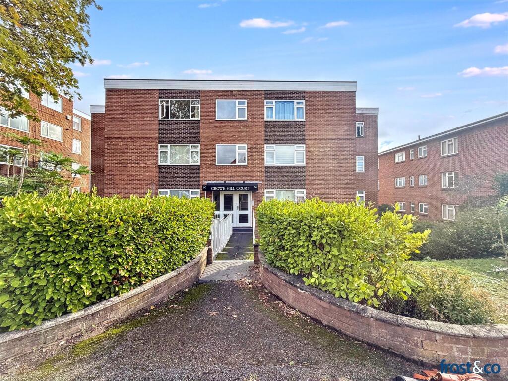 Main image of property: Longfleet Road, Poole, Dorset, BH15