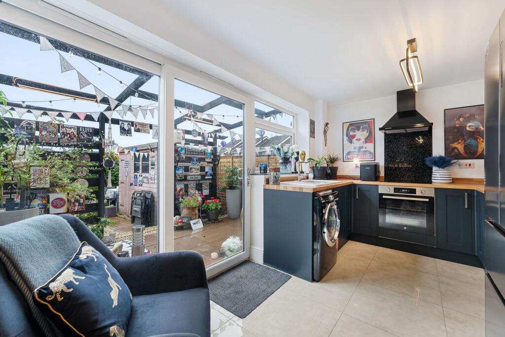 House in Widnes, Halton - View 3
