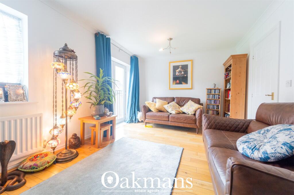 House in Bromsgrove, Lowes Hill - More