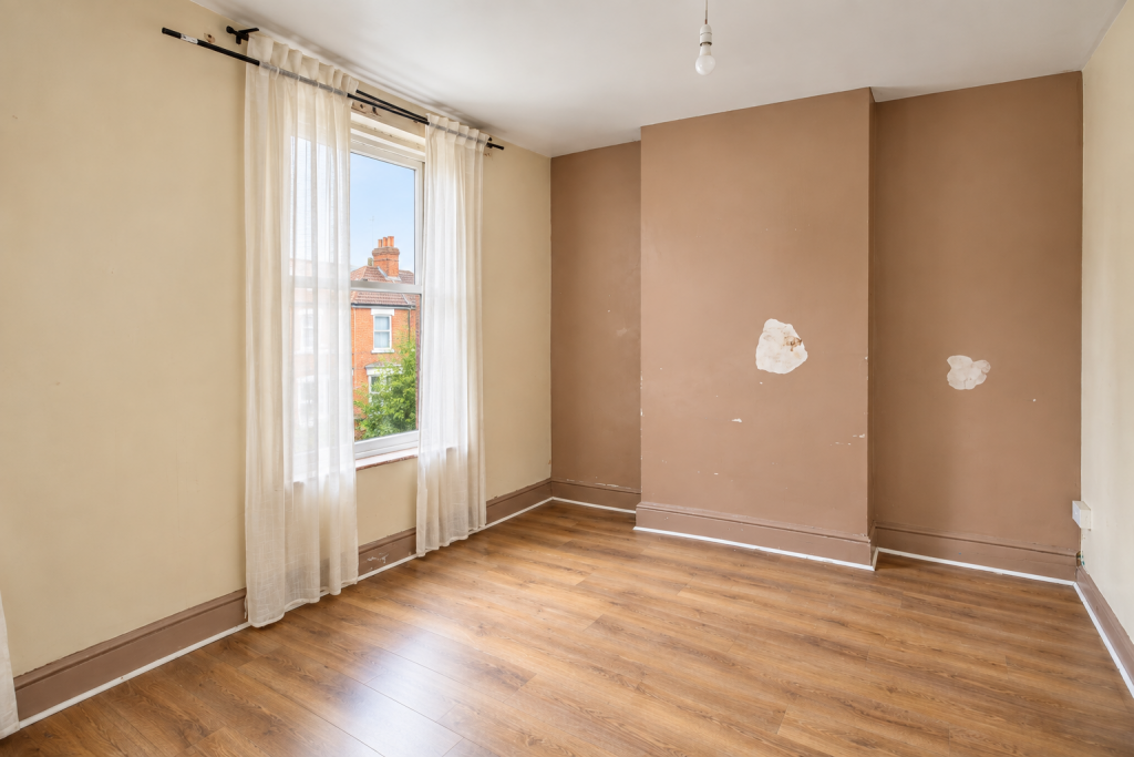 Derby Grove property thumbnail 8