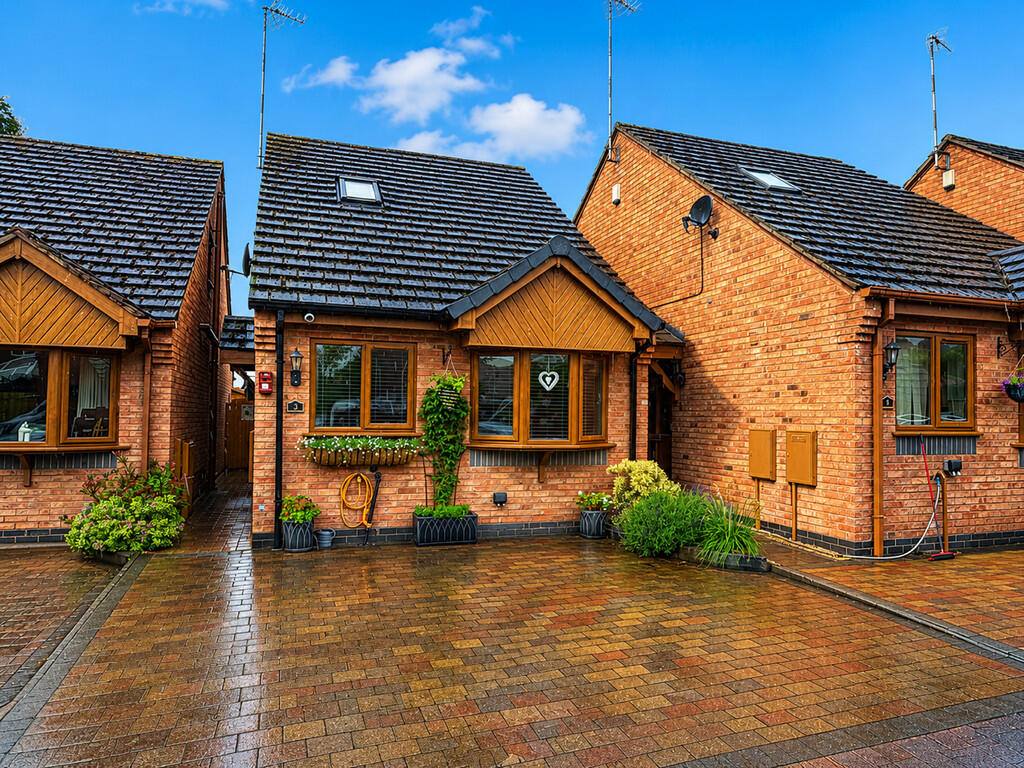 Main image of property: Missing Oak Close , Bedworth