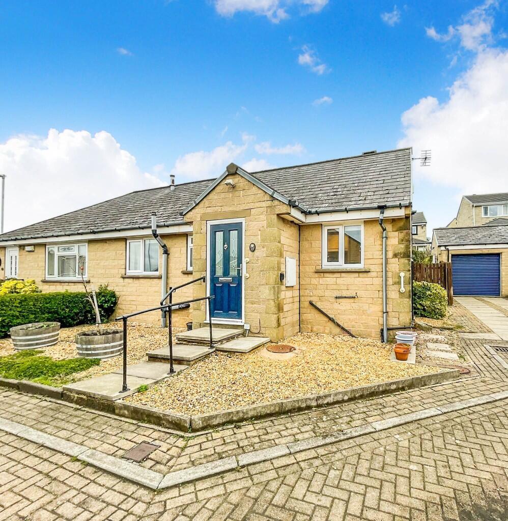2-bed semi-detached on Badger Hill, Brighouse, West Yorkshire, HD6, £225,000