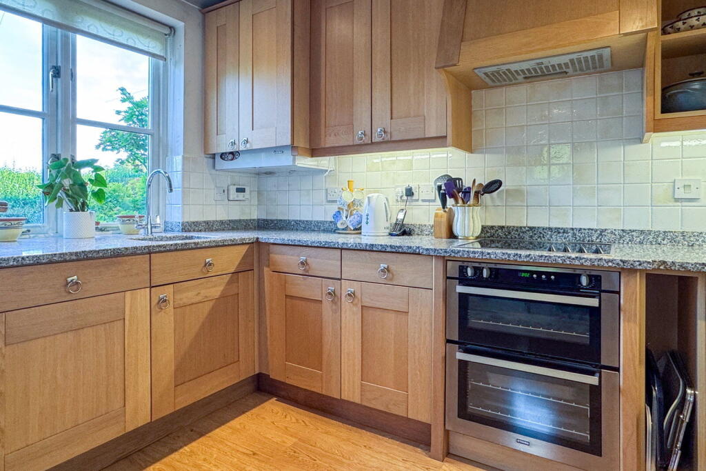 House in Winchester, Bishops Sutton - View 2