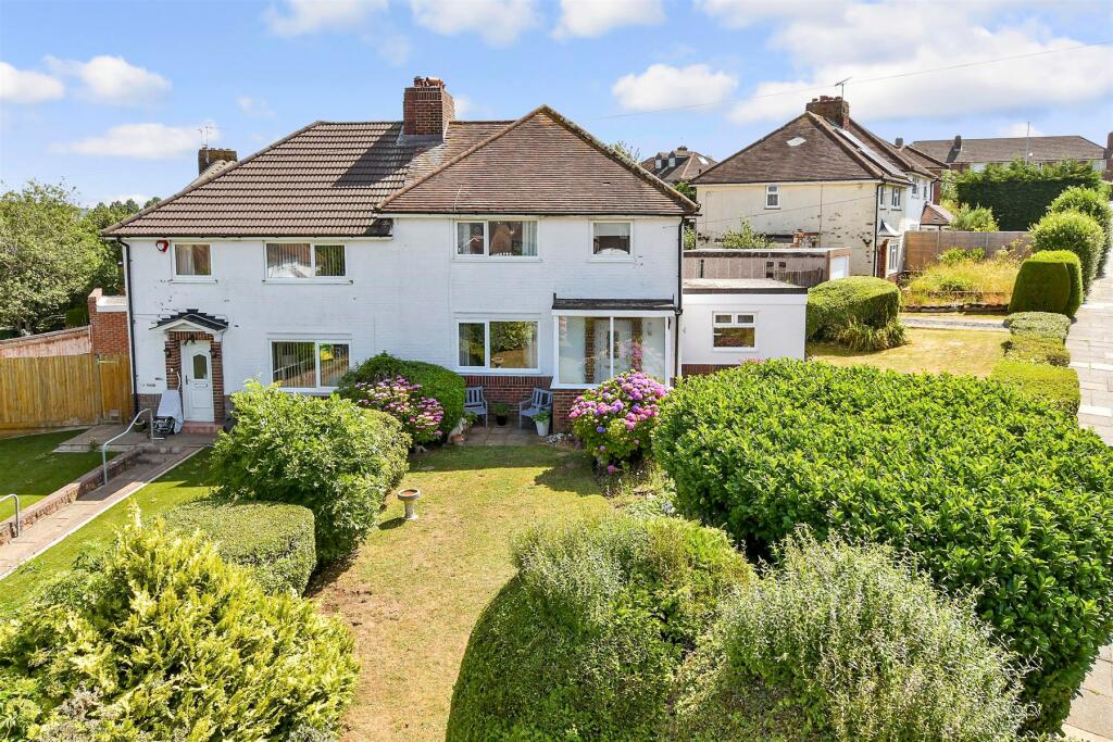 Woodbourne Avenue, Brighton, East Sussex photo 3