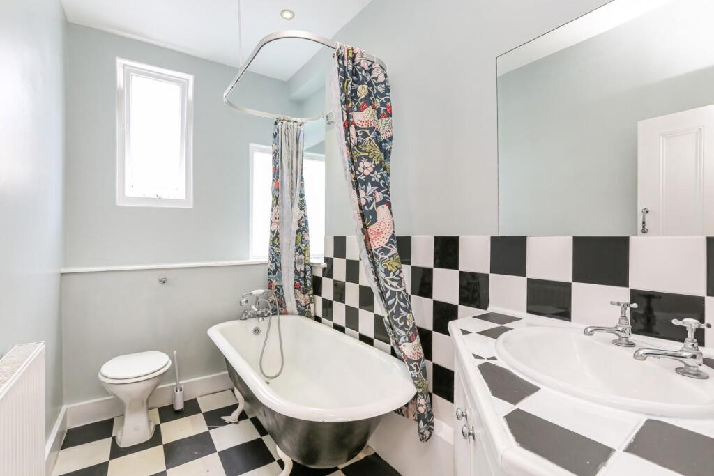 Apartment in London - View 4