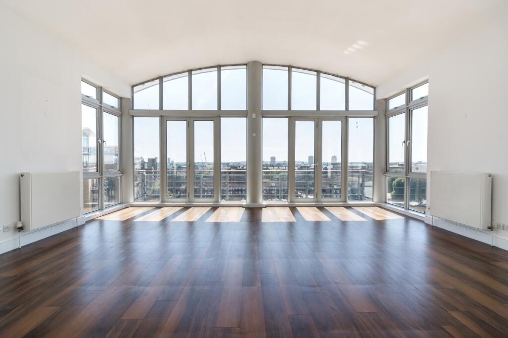Main image of property: Swan Court, St Katharine Docks, E1W
