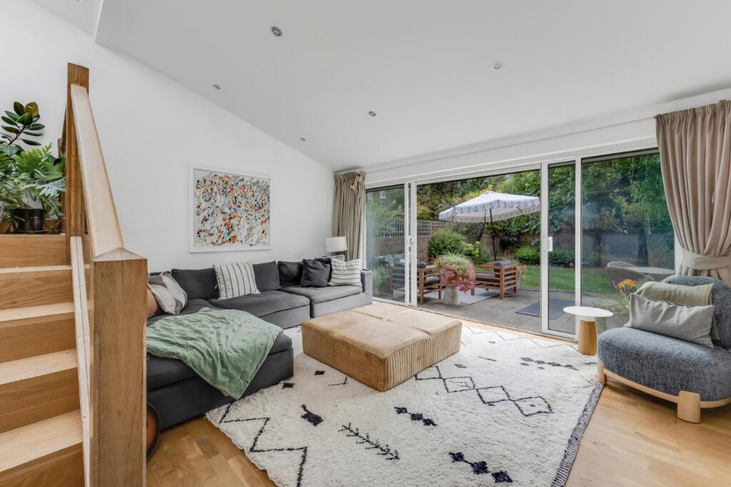 House in London, City of Westminster - View 4
