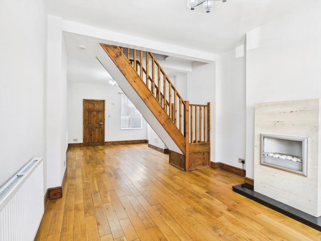 House in Stoke-on-Trent - View 2