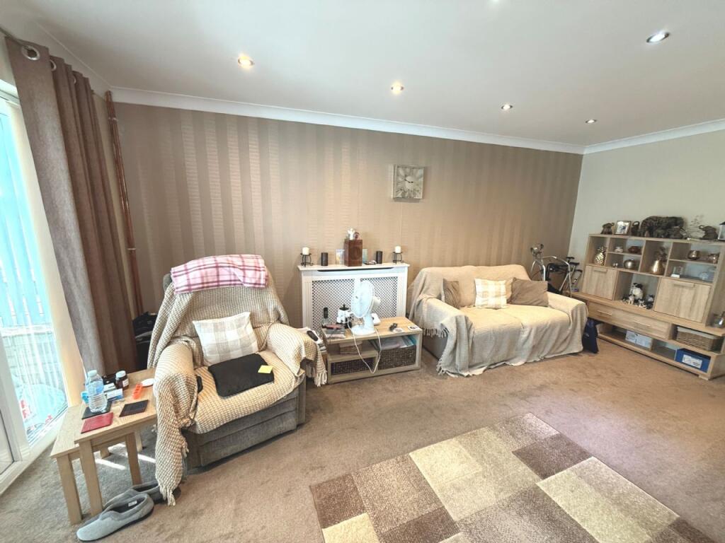 Hillcrest, Kirby-le-soken photo 4