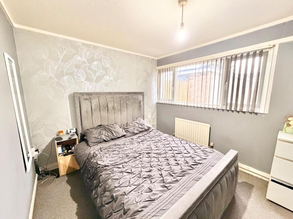 Apartment in Solihull, Bickenhill and Marston Green - More