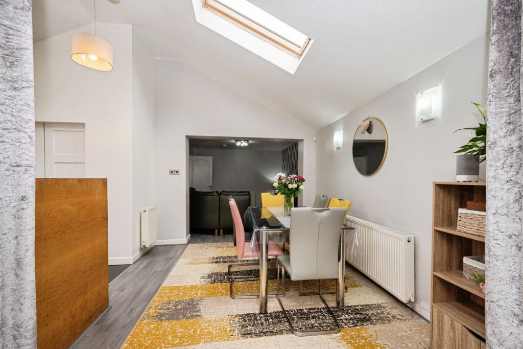 House in Stockport, Handforth - View 4