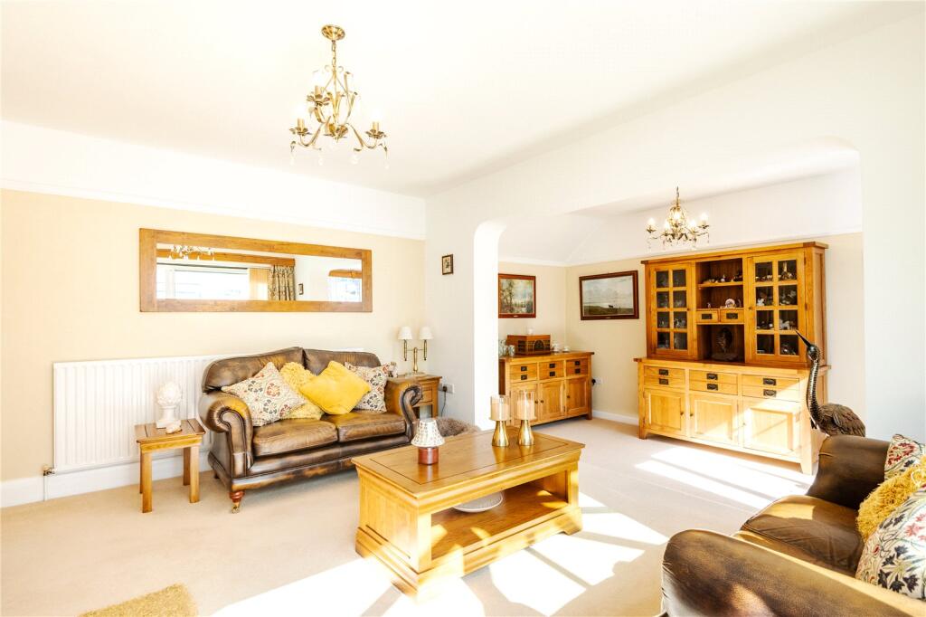 House in Worthing, Findon Valley - View 4