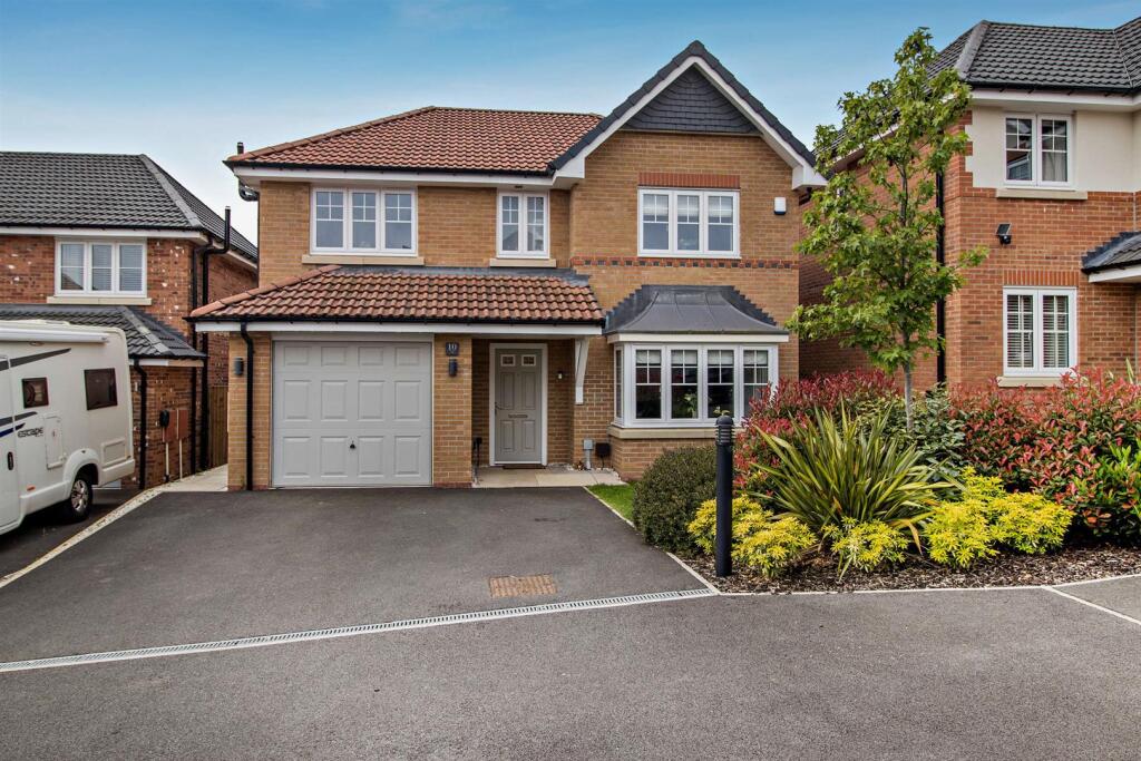 Main image of property: Coal Way, Treeton, Rotherham. S60 5FZ