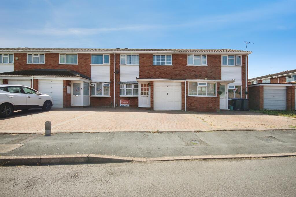 Main image of property: Verdun Close, Whitnash, Leamington Spa
