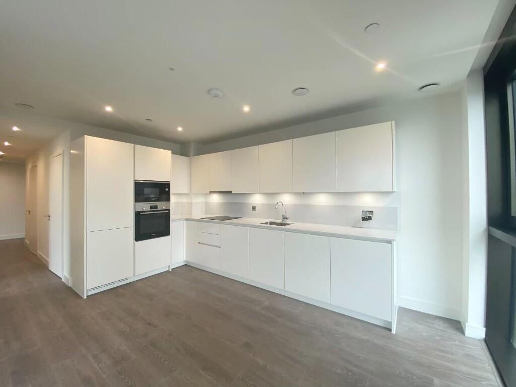 Main image of property: Affinity View, London, E16