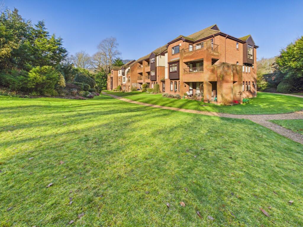 Main image of property: Raylands Mead, Gerrards Cross, Buckinghamshire, SL9
