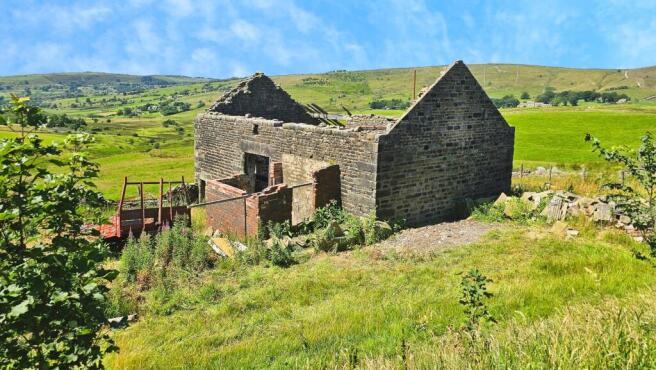Higher Castleshaw Farm