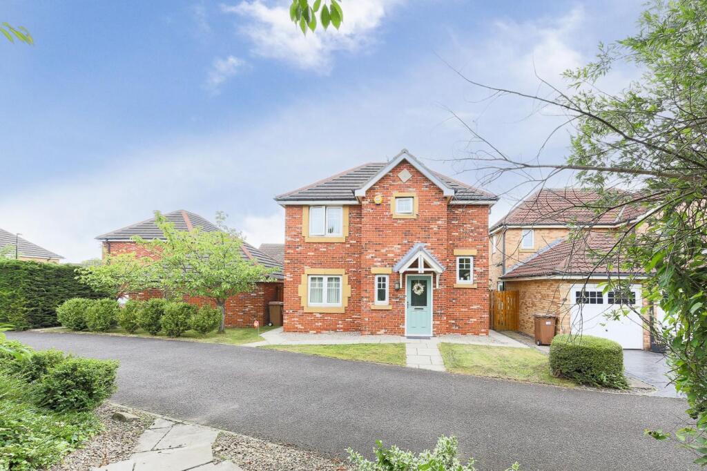 3-bed house on Forest Gate, Palmersville, Ne12, £260,000