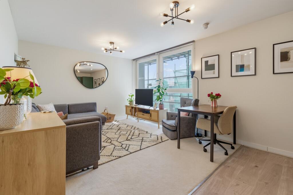 Apartment in London - More