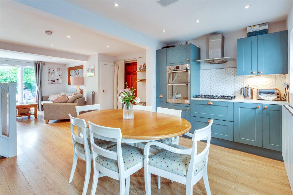 Main image of property: Park Road, Henley-on-Thames, Oxfordshire, RG9