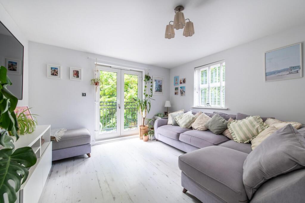 Main image of property: Ingress Park, Greenhithe
