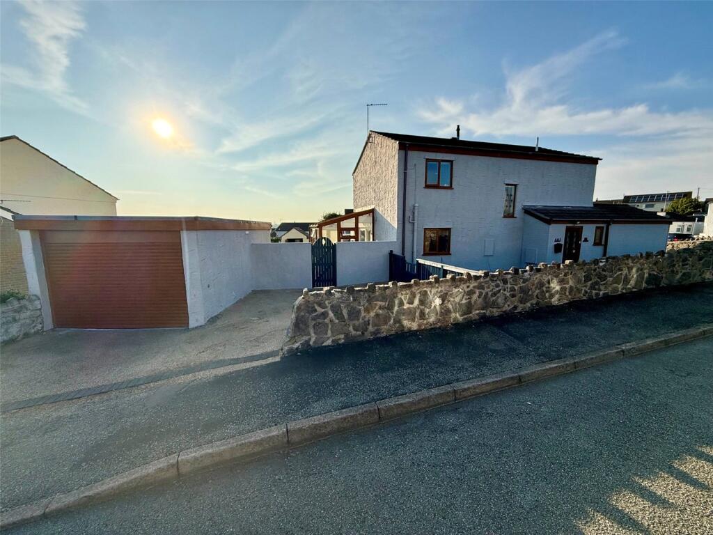Main image of property: Cil Y Graig, Llanfairpwllgwyngyll, Isle of Anglesey, LL61