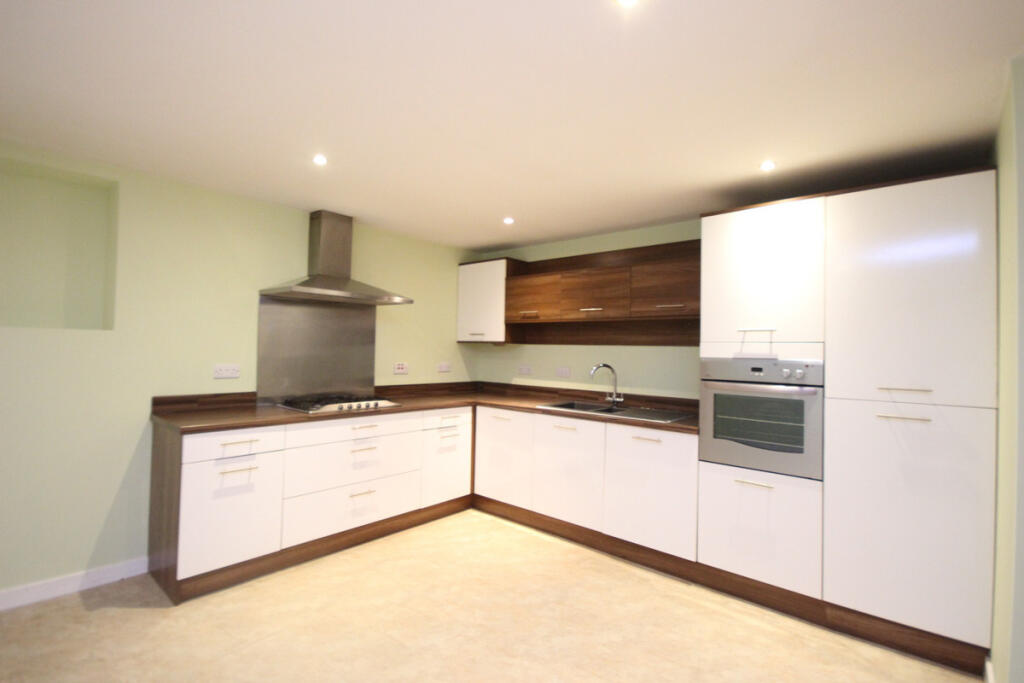 Apartment in Paisley - More