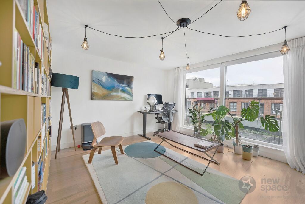Main image of property: Kleine Wharf, Orsman Road, Haggerston, N1