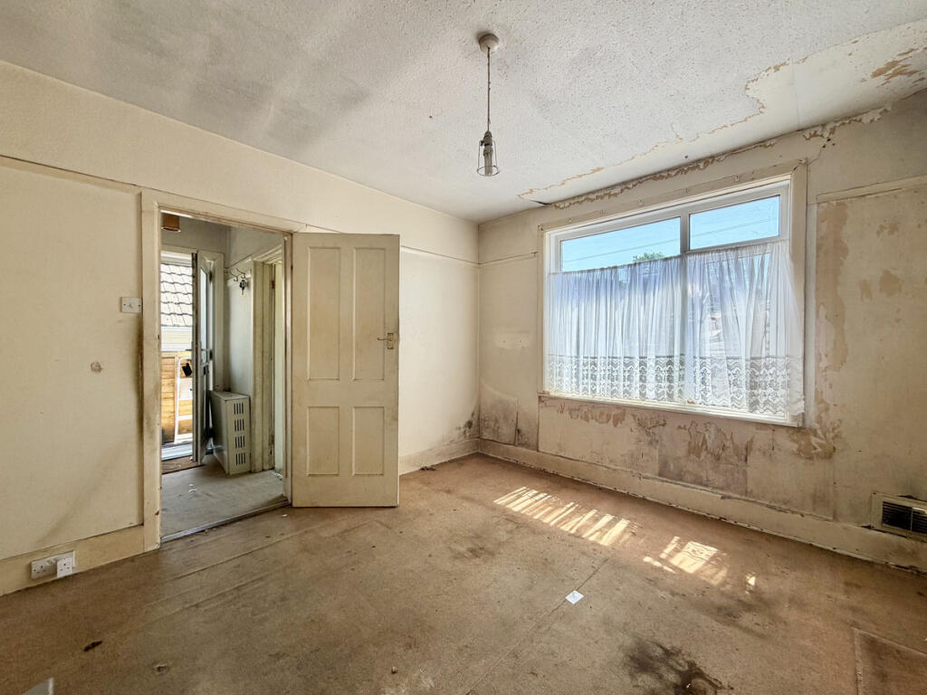House in Poole, Rossmore - View 3
