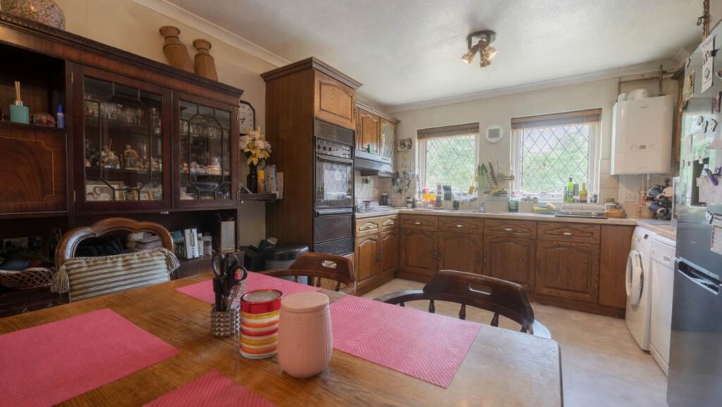 House in Hatfield, Old Hatfield - View 3