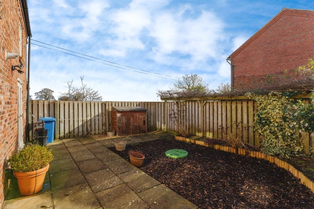 House in Llandudno, Rossett - View 3