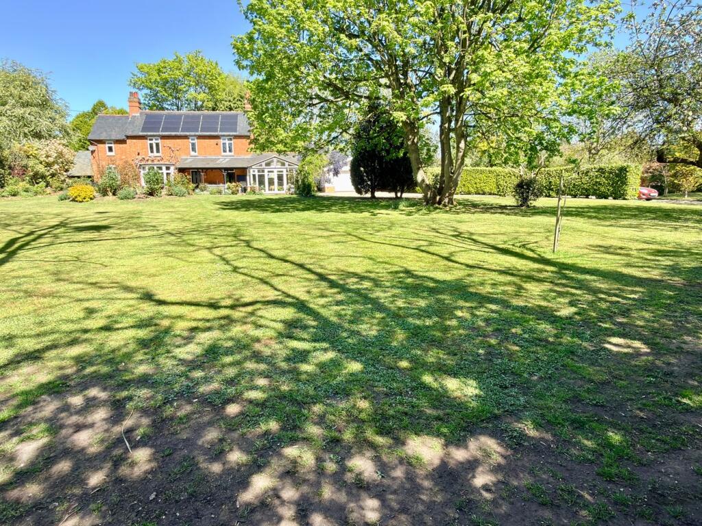 Main image of property:  Twyning, Tewkesbury, GL20