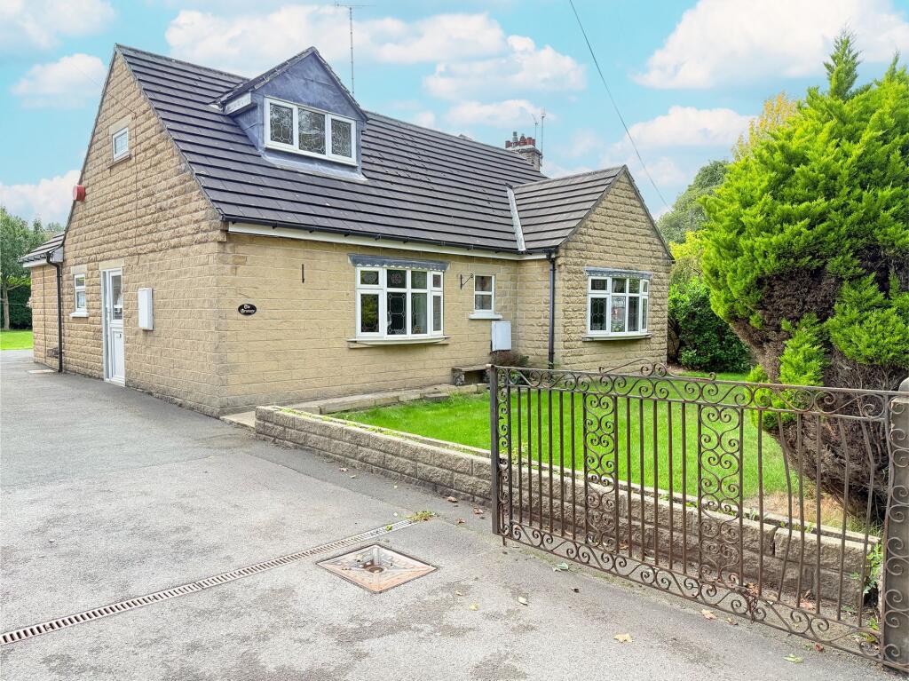 3-bed detached on Holmfirth Road, New Mill, HD9, £325,000