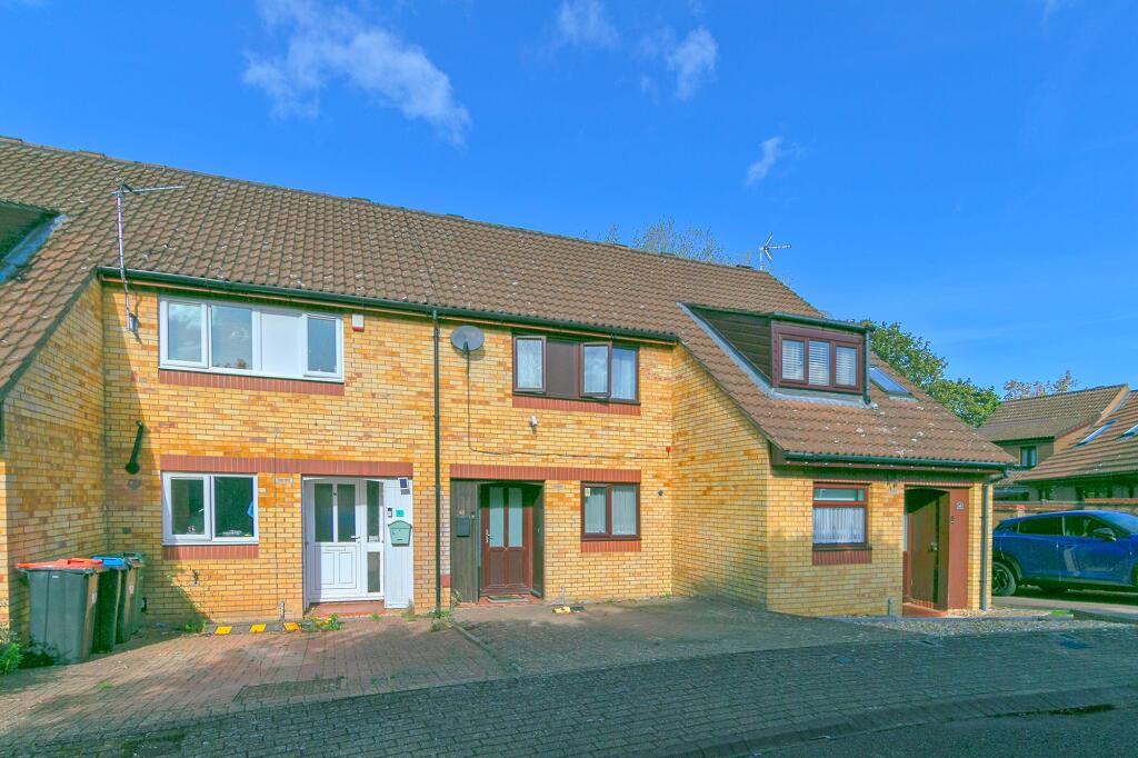 House in Milton Keynes, Emerson Valley, Shenley Brook End - View 5