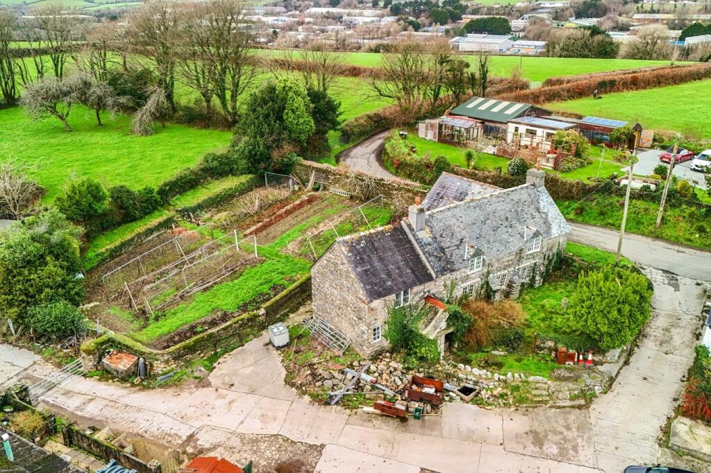 Studio detached on Hunsdon Farmhouse and Walled Garden, Ivybridge, Devon, PL21, £250,000